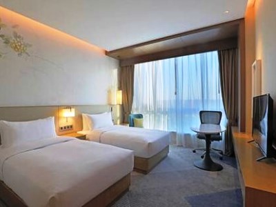 bedroom 1 - hotel hilton garden inn changzhou jintan - changzhou, china