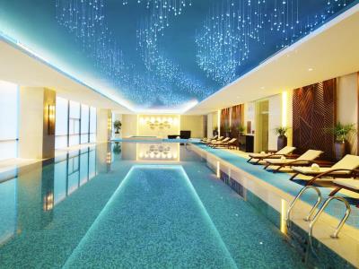 indoor pool - hotel doubletree by hilton chongqing wanzhou - chongqing, china