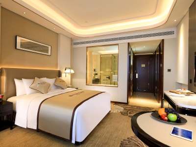 bedroom - hotel wyndham grand plaza royale huayu - chongqing, china