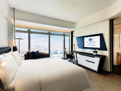 bedroom 1 - hotel doubletree by hilton foshan - nanhai - foshan, china