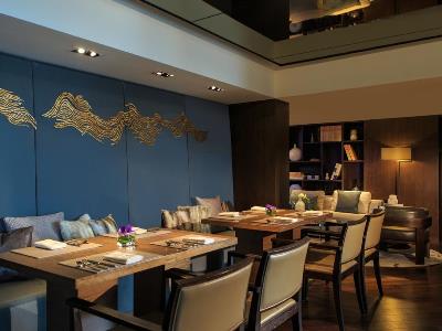 restaurant 1 - hotel renaissance wangfujing - beijing, china