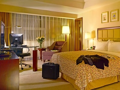 bedroom 1 - hotel ramada plaza wuhan optics valley - wuhan, china