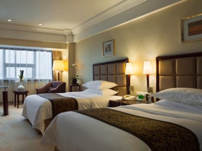 bedroom 2 - hotel ramada plaza wuhan optics valley - wuhan, china