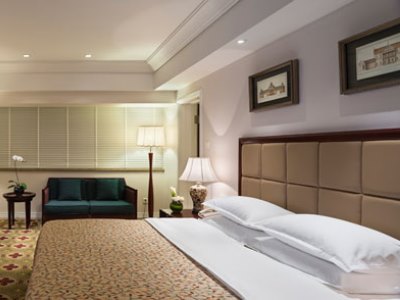 deluxe room - hotel ramada plaza wuhan optics valley - wuhan, china