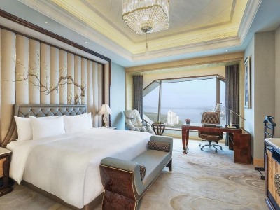 bedroom - hotel wanda reign wuhan - wuhan, china