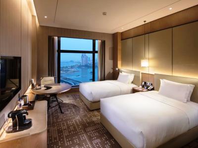 bedroom 4 - hotel doubletree by hilton xiamen - haicang - xiamen, china