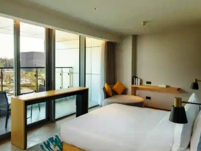 deluxe room - hotel hilton garden inn hengqin sumlodol park - zhuhai, china