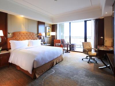 bedroom - hotel doubletree by hilton ningbo-chunxiao - ningbo, china