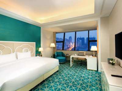 bedroom 2 - hotel howard johnson plaza by wyndham ningbo - ningbo, china