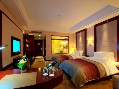 bedroom - hotel howard johnson tropical garden plaza - kunming, china