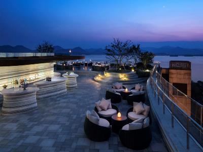 bar - hotel grand hyatt hangzhou - hangzhou, china