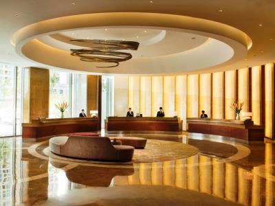 lobby - hotel hilton yantai golden coast - yantai, china