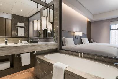 bedroom 4 - hotel doubletree by hilton hotel shiyan - shiyan, china