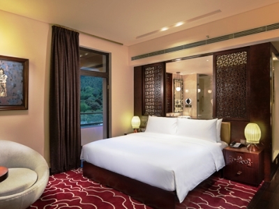 bedroom 2 - hotel hilton linzhi resort - linzhi, china