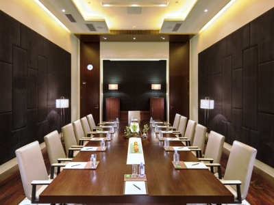 conference room 2 - hotel hilton linzhi resort - linzhi, china