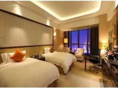 bedroom 1 - hotel wyndham grand plaza royale changsheng - jiangyin, china