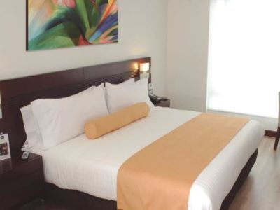 bedroom 1 - hotel best western plus 93 park - bogota, colombia