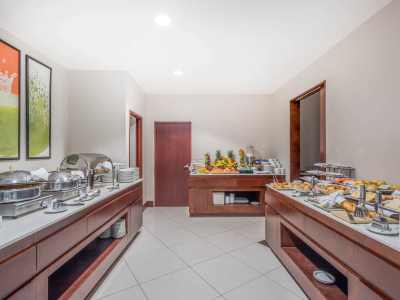 breakfast room - hotel wyndham garden san jose escazu - san jose, costa rica