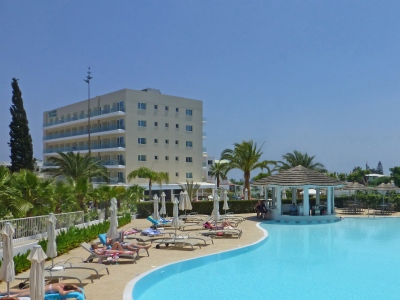 outdoor pool 1 - hotel sunrise gardens - protaras, cyprus