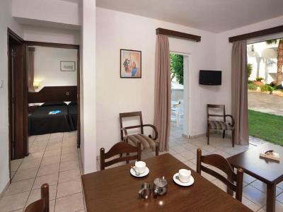 bedroom 2 - hotel petrosana hotel apts - ayia napa, cyprus