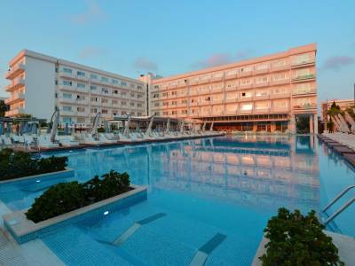 outdoor pool 4 - hotel nestor - ayia napa, cyprus