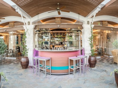 bar 2 - hotel columbia beach resort - pissouri, cyprus