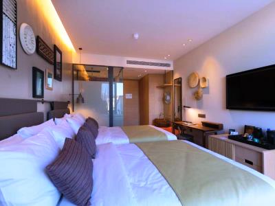 bedroom 1 - hotel hotel indigo - larnaca, cyprus