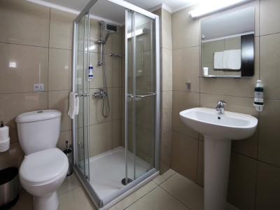 bathroom - hotel les palmiers - larnaca, cyprus