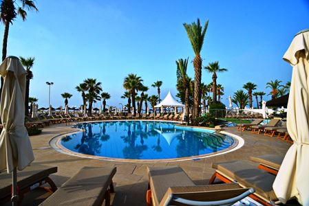 outdoor pool 1 - hotel golden bay beach - larnaca, cyprus