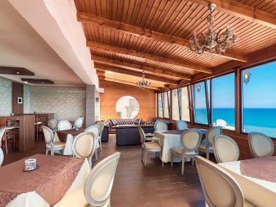 restaurant - hotel flamingo beach - larnaca, cyprus