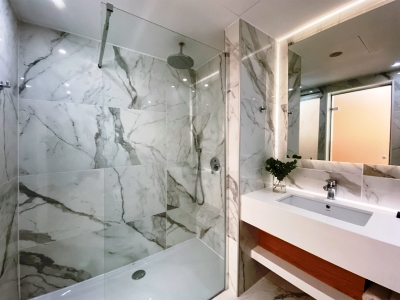 bathroom 1 - hotel ajax - limassol, cyprus