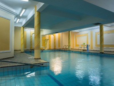 indoor pool - hotel kapetanios limassol - limassol, cyprus
