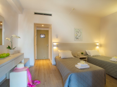 bedroom - hotel harmony bay - limassol, cyprus