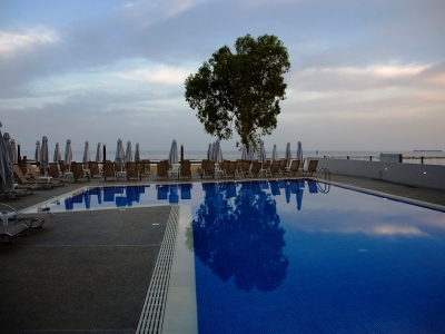 outdoor pool 1 - hotel harmony bay - limassol, cyprus