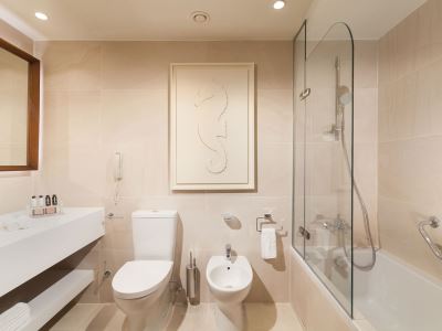 bathroom - hotel st raphael - limassol, cyprus