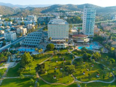 exterior view - hotel st raphael - limassol, cyprus