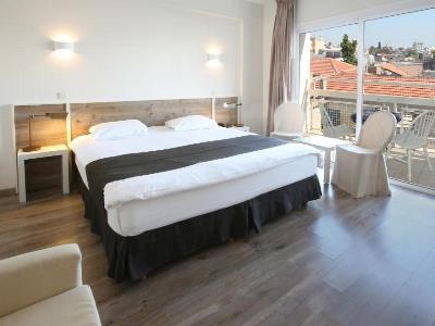 bedroom 4 - hotel centrum - nicosia, cyprus