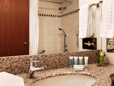 bathroom - hotel hilton nicosia - nicosia, cyprus
