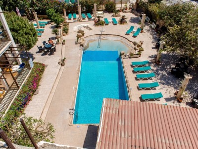 outdoor pool - hotel king's - paphos, cyprus