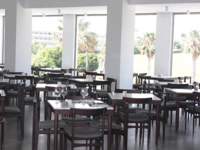 restaurant - hotel blue lagoon kosher amphora suites - paphos, cyprus