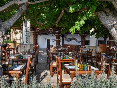 restaurant 8 - hotel elysium - paphos, cyprus