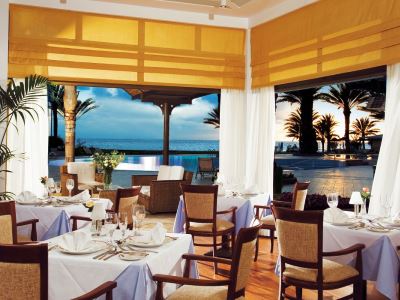 restaurant - hotel athena beach - paphos, cyprus