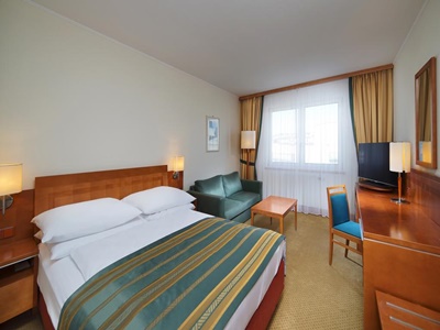 bedroom 1 - hotel quality hotel brno exhibition centre - brno, czech republic