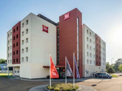 exterior view - hotel ibis plzen - pilsen, czech republic