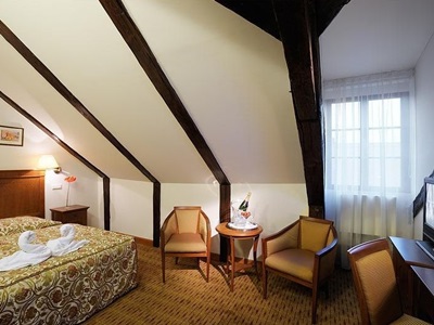 bedroom 7 - hotel majestic plaza - prague, czech republic