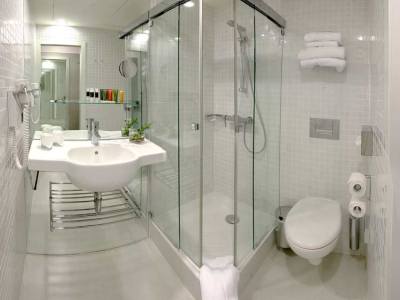 bathroom - hotel design metropol - prague, czech republic