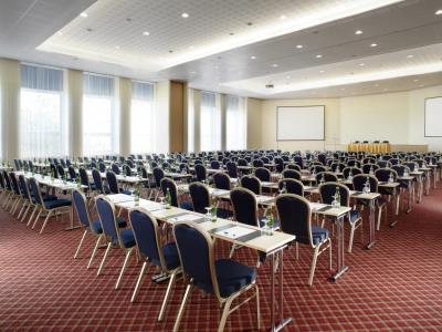 conference room 1 - hotel orea pyramida - prague, czech republic