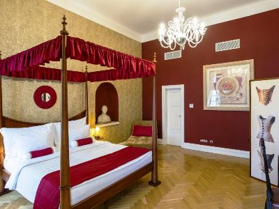 bedroom 4 - hotel the mozart - prague, czech republic