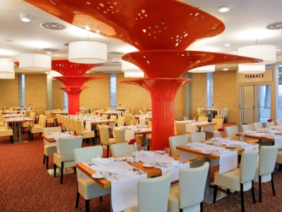 restaurant - hotel aquapalace - prague, czech republic