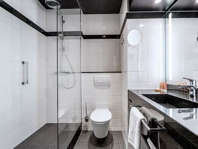 bathroom - hotel vienna house wyndham diplomat prague - prague, czech republic